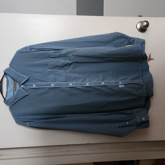 Margaritaville Textured Lightweight Button Down - Picture 1 of 8